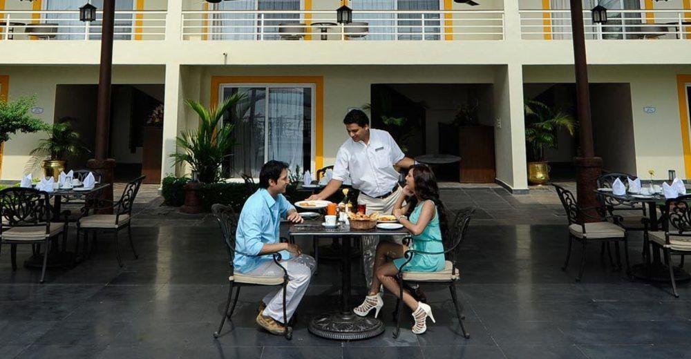 Deltin Palms Riverfront Panaji Exteriör bild