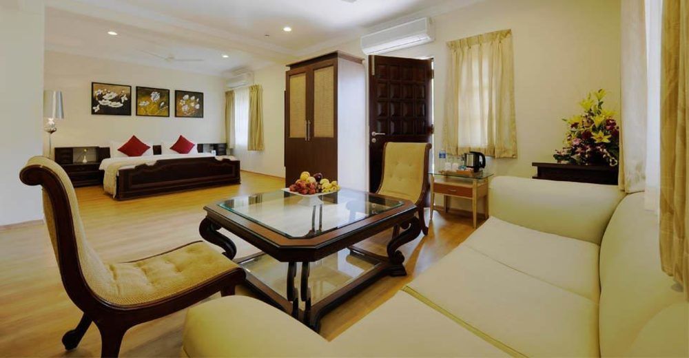 Deltin Palms Riverfront Panaji Exteriör bild